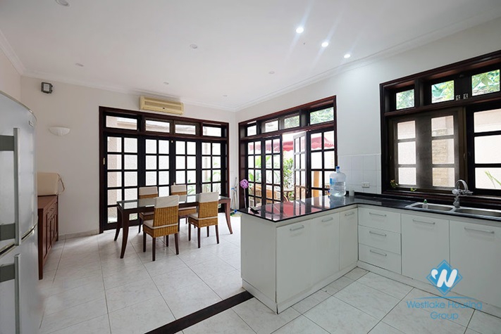 Bright 3-storey 180sqm Ciputra house is out for rent 